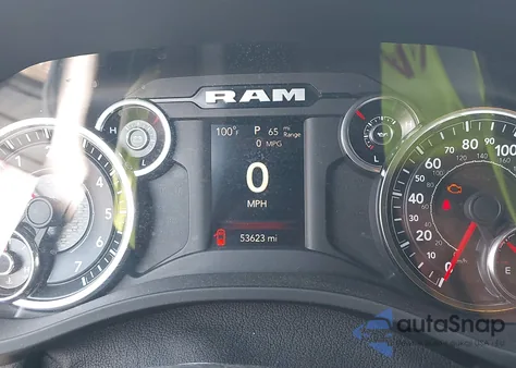 2021 Ram 1500 Big Horn 4X2 6'4 Box from USA, damaged, VIN 1C6RREBT8MN712824